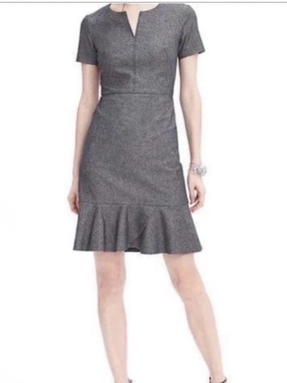 NWT Banana Republic Gray Stretch Sheath Dress Size 8 Ruffle Hem Career Office